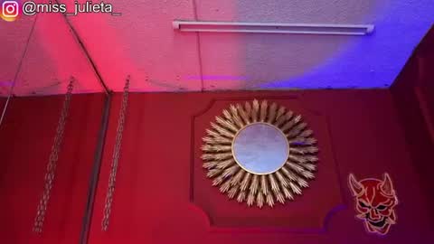  Julieta  online show from June 13, 12:37 pm