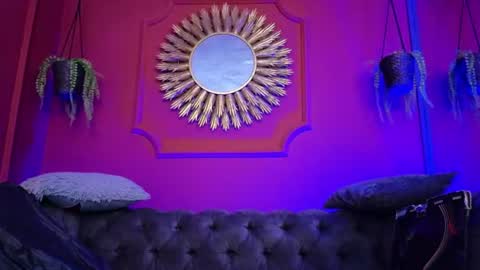  Julieta  online show from June 22, 12:56 pm