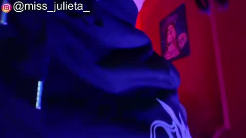  Julieta  online show from July 21, 11:56 am