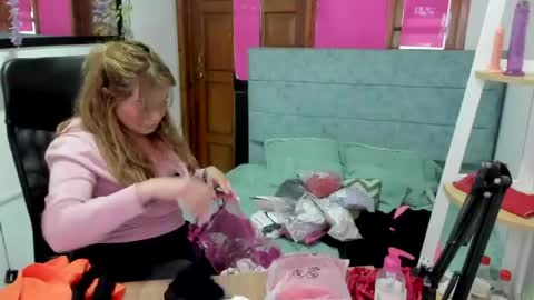 julieta_star69 online show from August 5, 7:33 pm