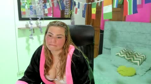 julieta_star69 online show from June 26, 7:30 pm