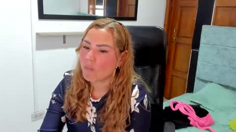 julieta_star69 online show from February 2, 7:21 pm