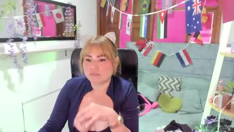 julieta_star69 online show from July 6, 6:54 pm