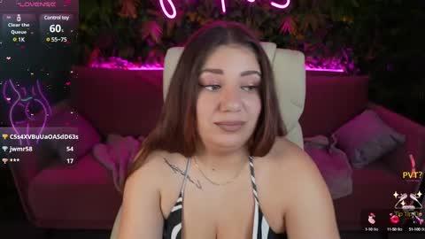 Snapshot of julietdream chatting on February 26, 2:05 pm J U L I E T online show from February 26, 2:05 pm