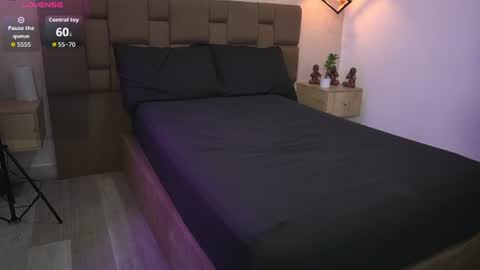 Julieth online show from June 29, 4:42 am