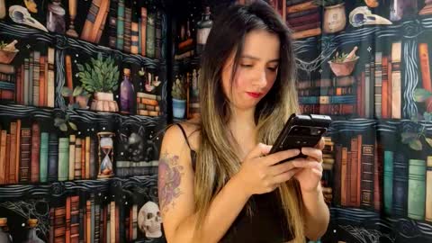 Julietta Jackson online show from December 1, 8:40 pm