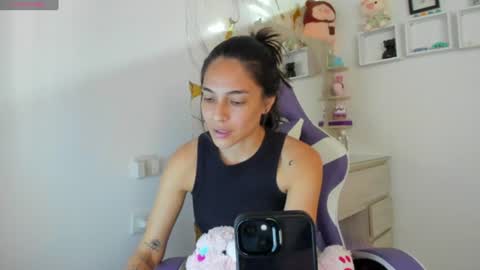 juliette online show from July 28, 8:52 pm