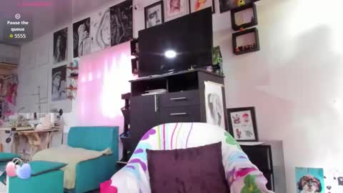 juliette online show from September 23, 5:19 pm