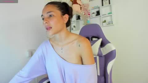 juliette online show from August 3, 4:24 pm