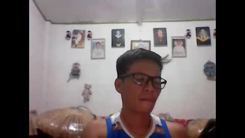 Julius online show from February 16, 1:53 pm