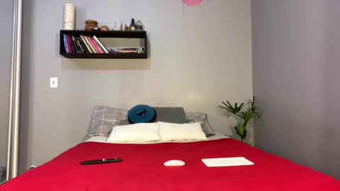 Jully online show from March 17, 11:32 pm