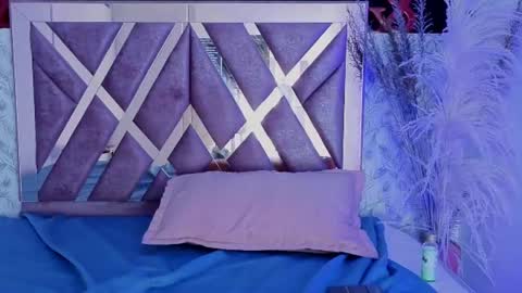 july_quinzel online show from July 30, 9:37 pm