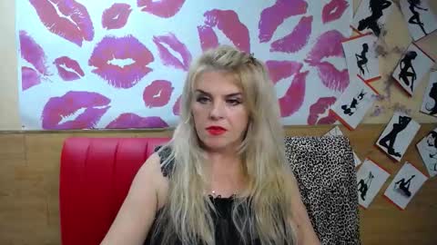 Julya Barbi online show from September 18, 6:56 pm