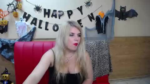 Julya Barbi online show from November 12, 6:49 am