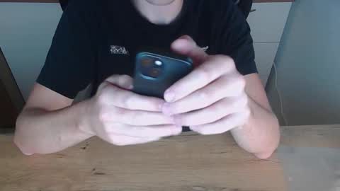 junk2711 online show from September 16, 1:35 pm