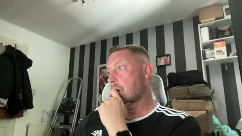 Junky online show from July 6, 11:40 am