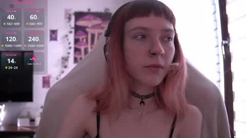 Julia online show from February 5, 8:43 am