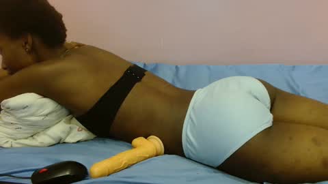 just ebonee online show from March 11, 11:57 am