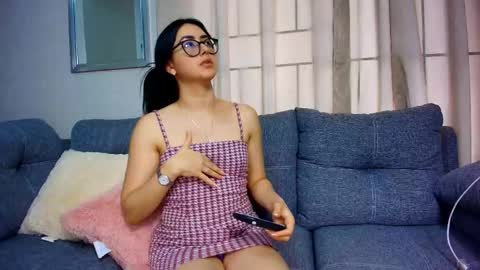  Isa y Luci  online show from April 28, 10:03 pm