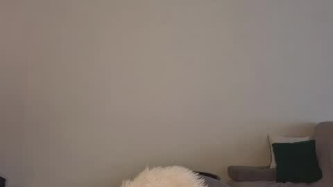 Jeni online show from March 31, 9:21 am