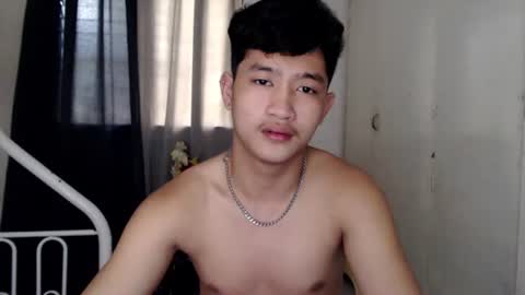 Cyril online show from June 12, 2:43 am