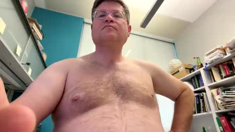 justfunguy221287 online show from May 22, 7:53 pm