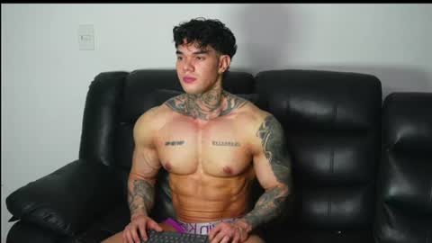 justin clark1 online show from July 31, 6:58 am