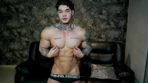 justin clark1 online show from March 3, 4:08 am