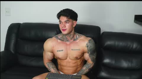 justin clark1 online show from July 30, 4:46 am