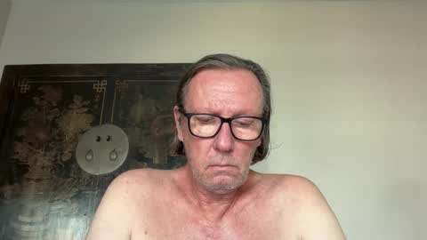 justin_hornyyyy online show from December 14, 5:46 am
