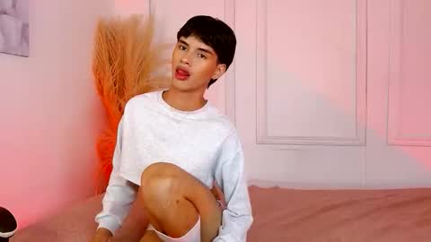 Justin online show from October 4, 2:42 am