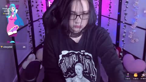 Snapshot of justin_twinkboy chatting on February 5, 8:25 pm JUSTIN online show from February 5, 8:25 pm