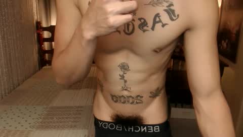 justine_hunk online show from October 11, 6:07 am