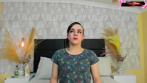 Justine online show from February 2, 3:48 am