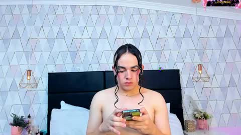 Justine online show from April 26, 3:48 am