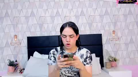 Justine online show from April 28, 4:28 am