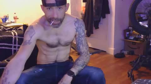 justjay3224616 online show from November 25, 8:35 am