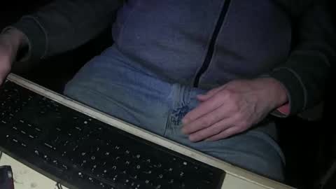 Justme39057 online show from February 3, 6:23 pm