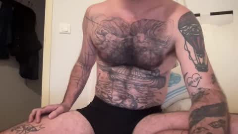 justmeandyou00 online show from December 19, 11:06 am