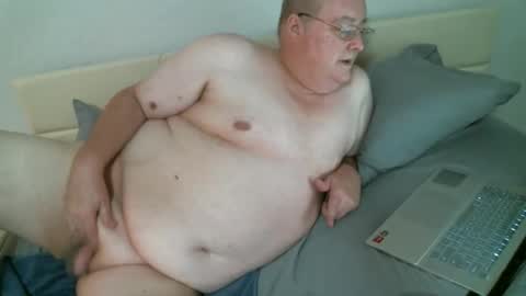 justmedm64 online show from March 9, 2:27 am