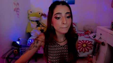 Snapshot of justmia_ chatting on February 25, 11:48 pm Mia online show from February 25, 11:48 pm