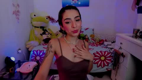 Snapshot of justmia_ chatting on February 26, 9:20 pm Mia online show from February 26, 9:20 pm