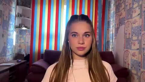 Melissa online show from August 2, 4:03 am