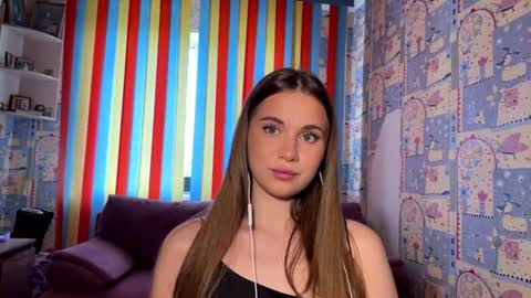 Melissa online show from June 18, 5:13 am
