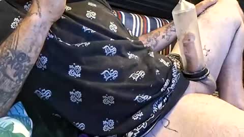 jvilla521 online show from November 18, 10:40 am