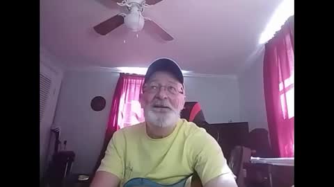 kabriggs136 online show from May 2, 9:09 pm