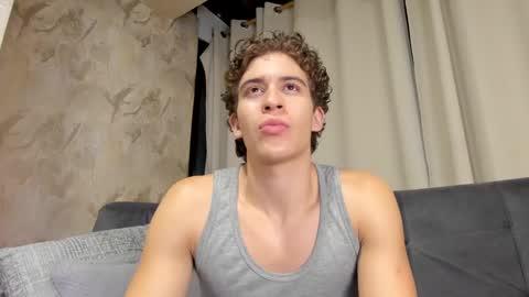 Snapshot of kael_brown1 chatting on February 9, 6:11 am KAEL online show from February 9, 6:11 am