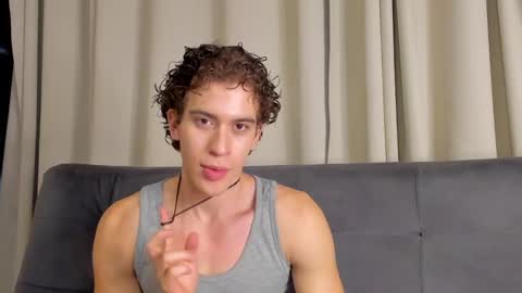 Snapshot of kael_brown1 chatting on February 23, 5:01 am KAEL online show from February 23, 5:01 am