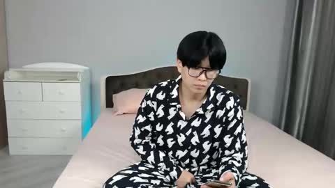 Kai Chicken online show from December 4, 1:16 am