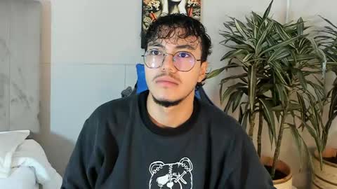 kai_storn online show from May 1, 11:04 am
